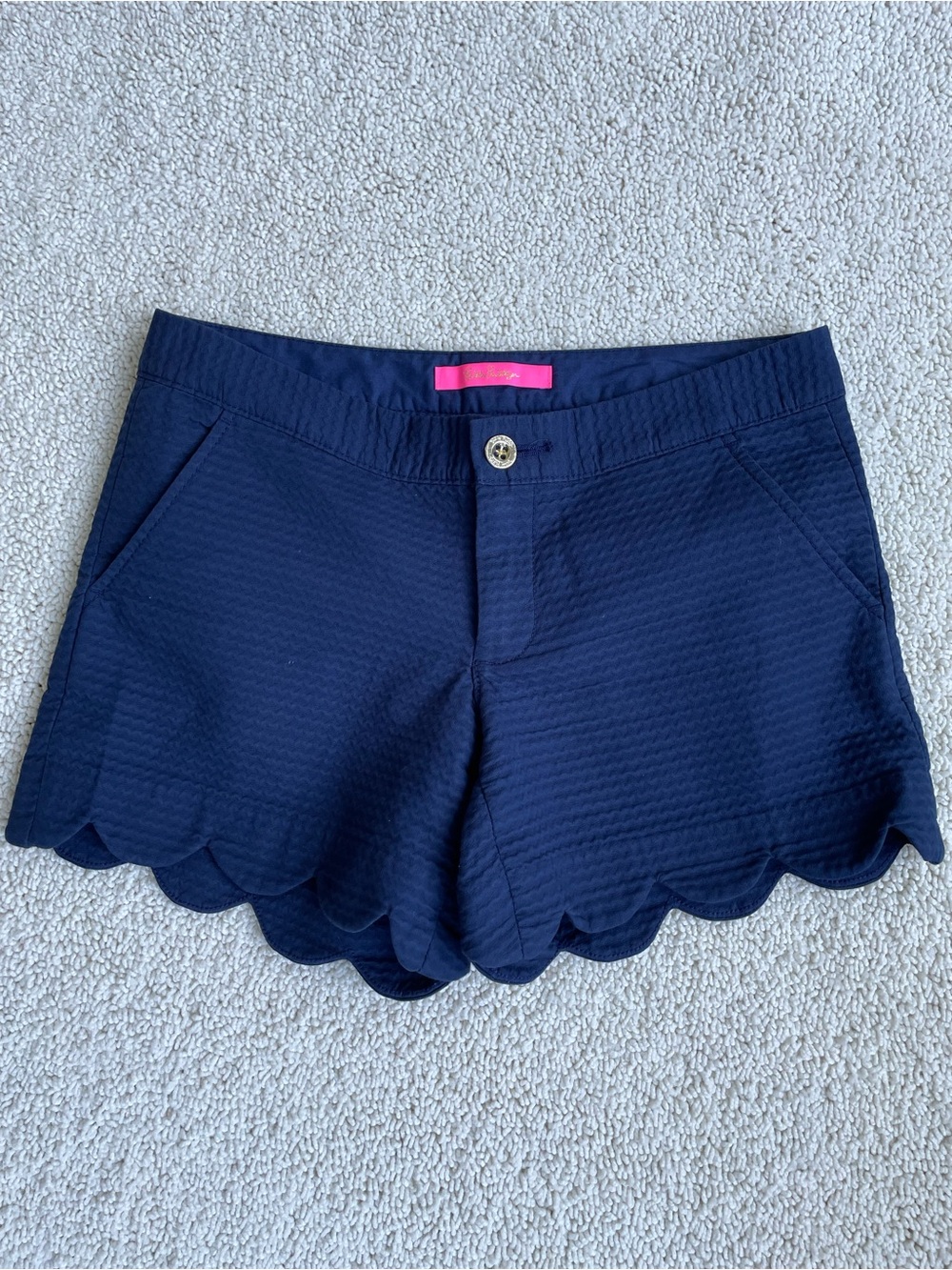 Lilly Pulitzer Navy Blue Scalloped Hem Shorts Size 00